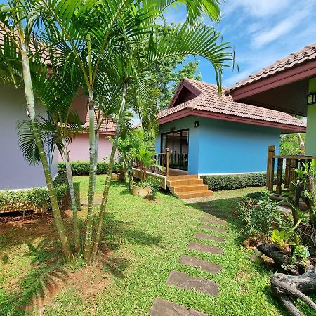 Pawarisa Resort Pathio Exterior photo