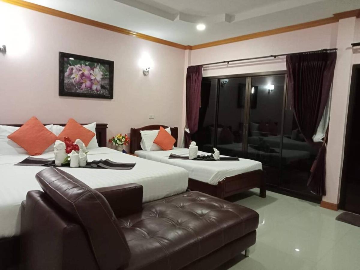Pawarisa Resort Pathio Exterior photo