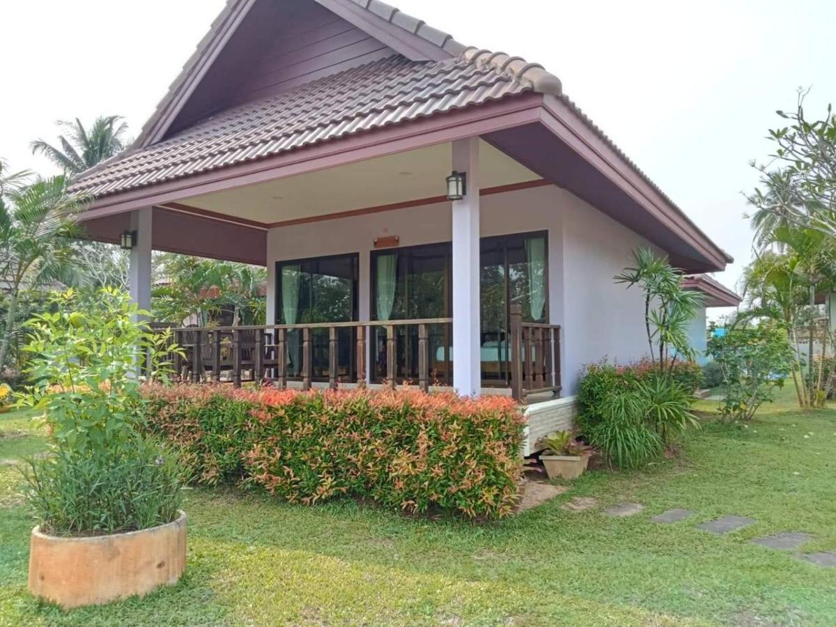 Pawarisa Resort Pathio Exterior photo